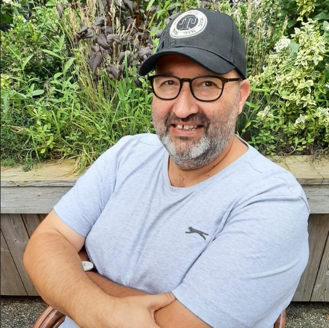 Ben - Sales chez QST Autoservice Roosdaal